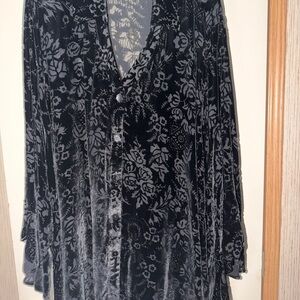 Floral Velvet Button-Up Blouse